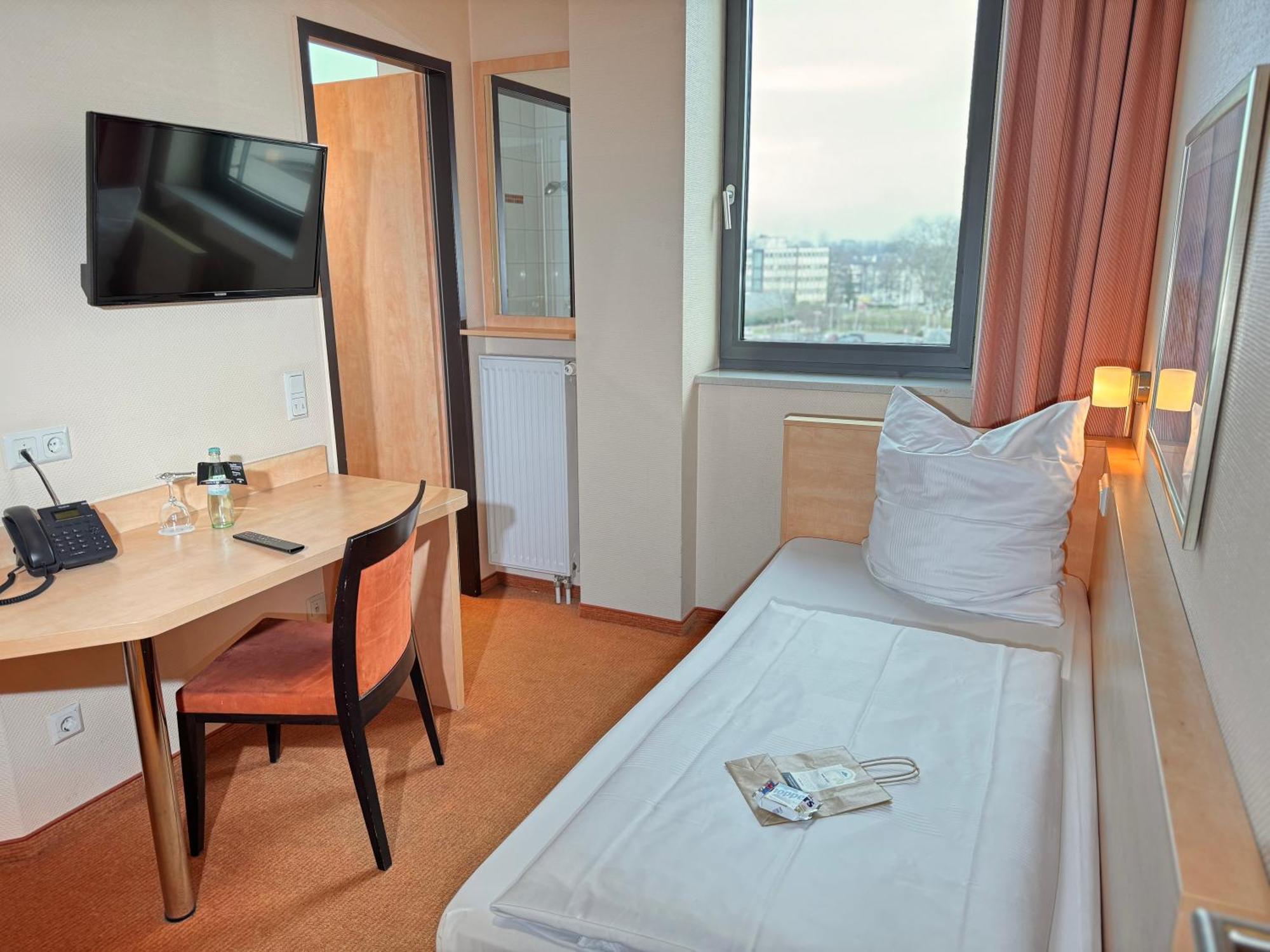 Hotel Rhein-Ruhr Μπότροπ Εξωτερικό φωτογραφία